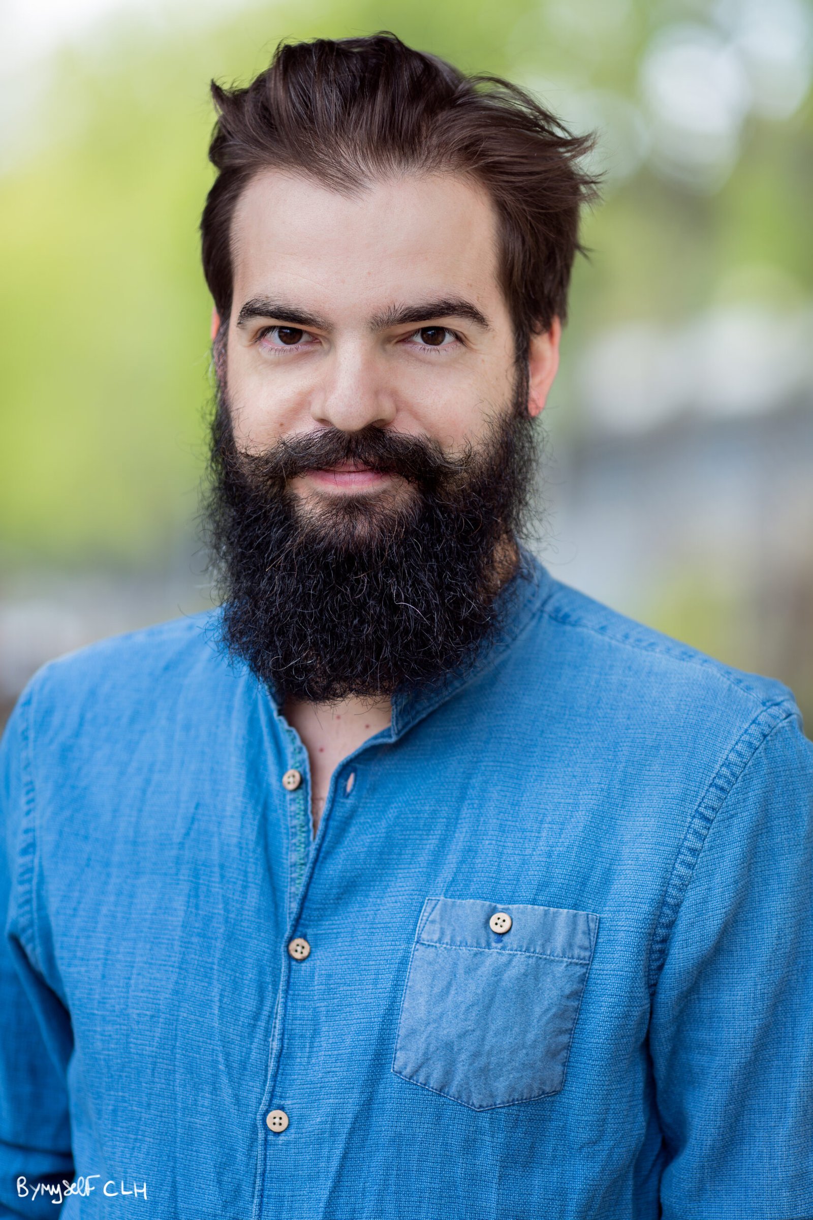 Sandra battini stagiaire voix off