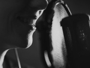 Formation au micro, financement formations voix off